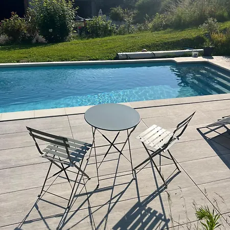 Le Logis D'anne-sophie Bed & Breakfast