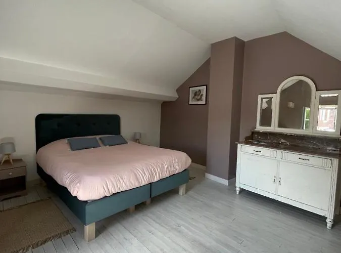 Le Logis D'anne-sophie Bed & Breakfast Chuignolles