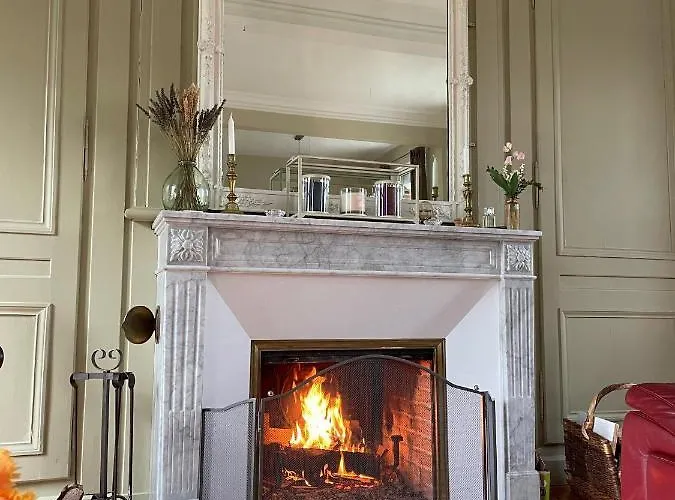 Le Logis D'anne-sophie Bed & Breakfast 3*